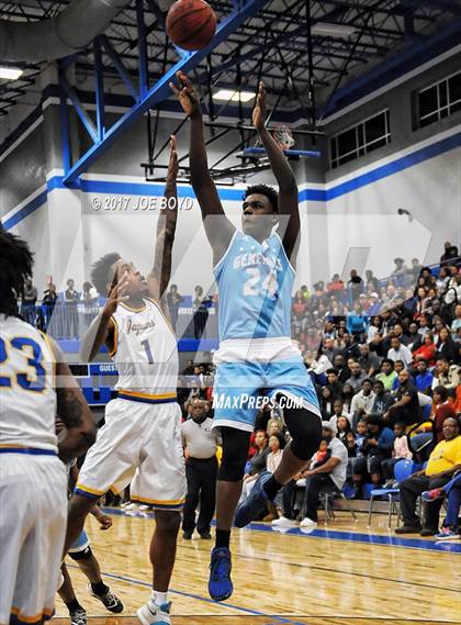 Thumbnail 3 in Lee @ Jemison photogallery.