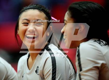 Thumbnail 3 in Independence vs Liberty photogallery.