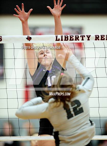 Thumbnail 3 in Independence vs Liberty photogallery.