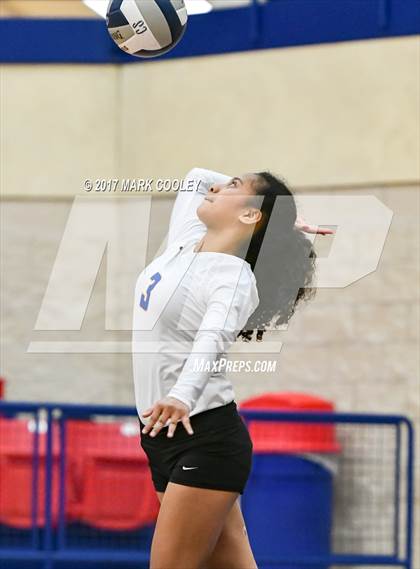 Thumbnail 3 in College Station vs. Corsicana photogallery.