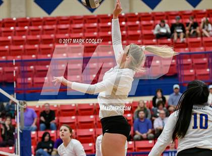 Thumbnail 2 in College Station vs. Corsicana photogallery.