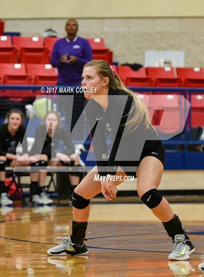 Thumbnail 2 in College Station vs. Corsicana photogallery.