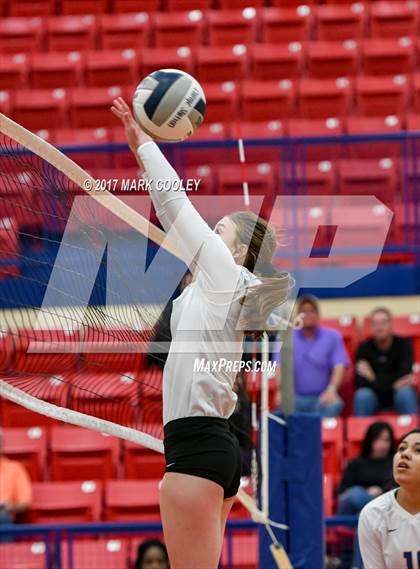Thumbnail 3 in College Station vs. Corsicana photogallery.