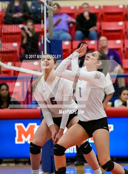 Thumbnail 2 in College Station vs. Corsicana photogallery.
