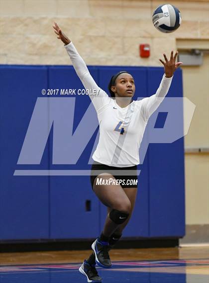 Thumbnail 3 in College Station vs. Corsicana photogallery.