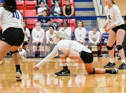 Thumbnail 1 in College Station vs. Corsicana photogallery.