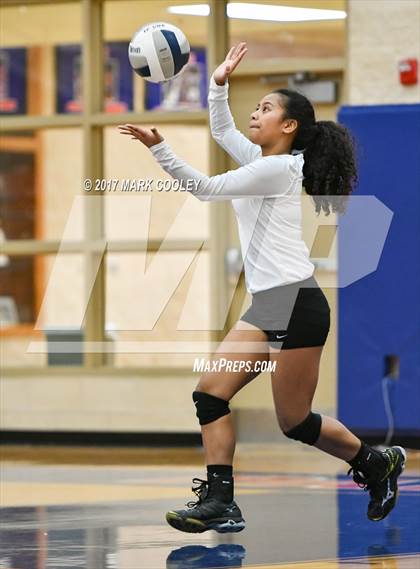 Thumbnail 2 in College Station vs. Corsicana photogallery.