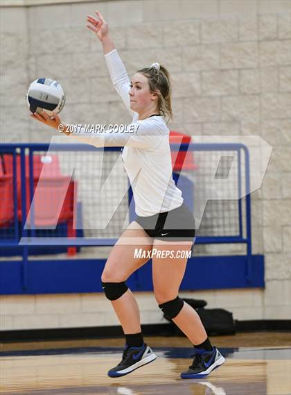 Thumbnail 1 in College Station vs. Corsicana photogallery.