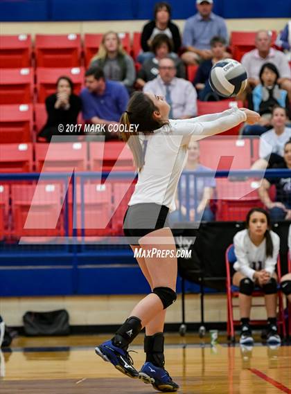 Thumbnail 2 in College Station vs. Corsicana photogallery.