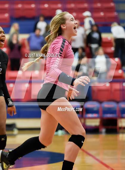 Thumbnail 3 in College Station vs. Corsicana photogallery.