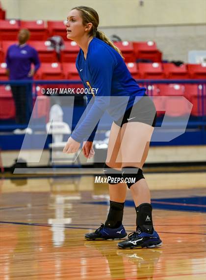 Thumbnail 1 in College Station vs. Corsicana photogallery.