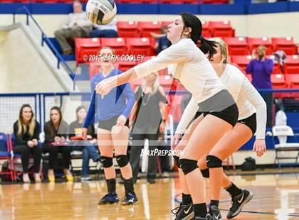 Thumbnail 3 in College Station vs. Corsicana photogallery.