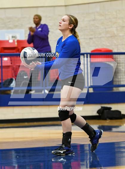 Thumbnail 3 in College Station vs. Corsicana photogallery.