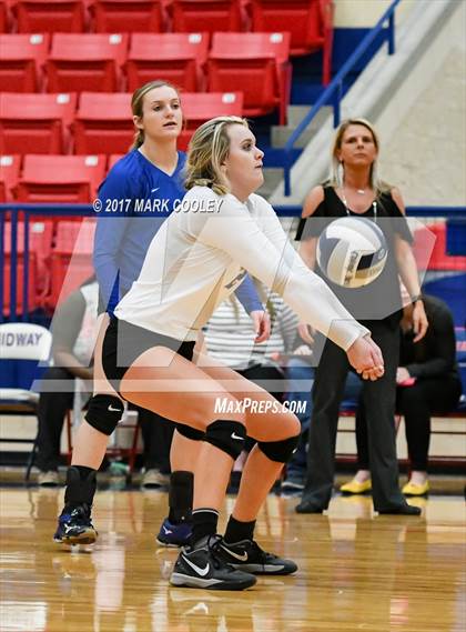 Thumbnail 2 in College Station vs. Corsicana photogallery.