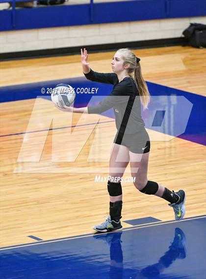 Thumbnail 2 in College Station vs. Corsicana photogallery.