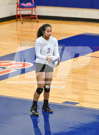 Thumbnail 1 in College Station vs. Corsicana photogallery.