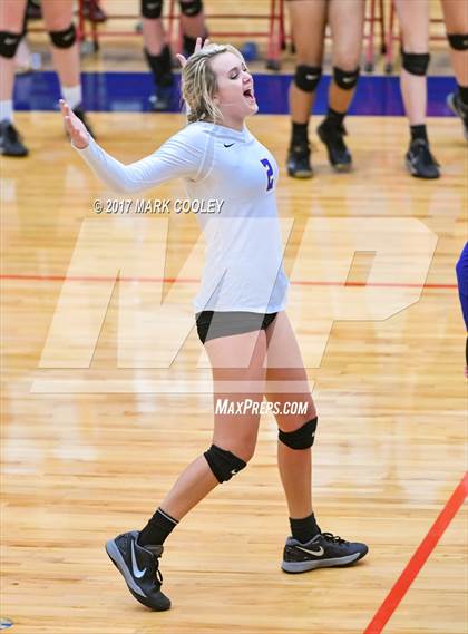 Thumbnail 3 in College Station vs. Corsicana photogallery.
