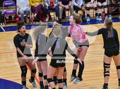 Thumbnail 3 in College Station vs. Corsicana photogallery.