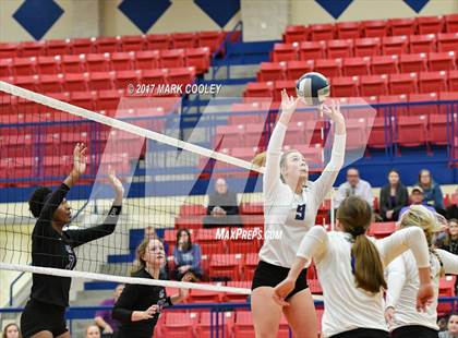 Thumbnail 1 in College Station vs. Corsicana photogallery.