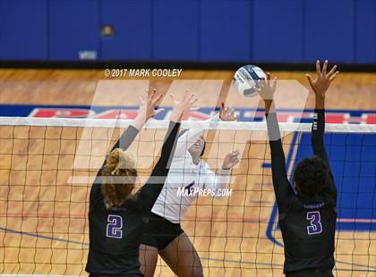 Thumbnail 3 in College Station vs. Corsicana photogallery.