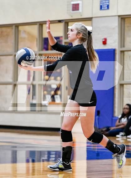 Thumbnail 1 in College Station vs. Corsicana photogallery.
