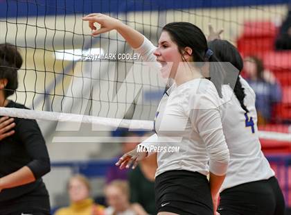 Thumbnail 1 in College Station vs. Corsicana photogallery.