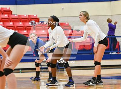 Thumbnail 1 in College Station vs. Corsicana photogallery.