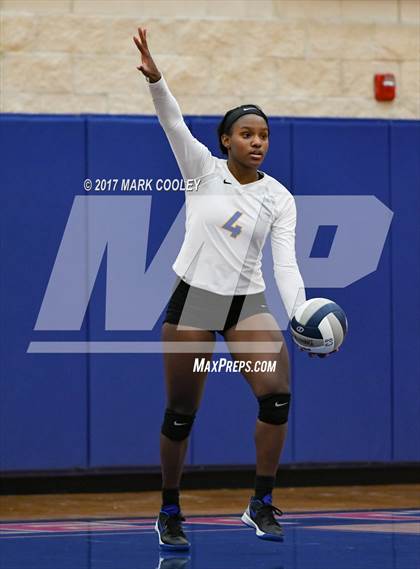 Thumbnail 2 in College Station vs. Corsicana photogallery.