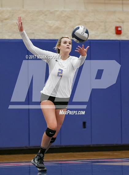 Thumbnail 1 in College Station vs. Corsicana photogallery.