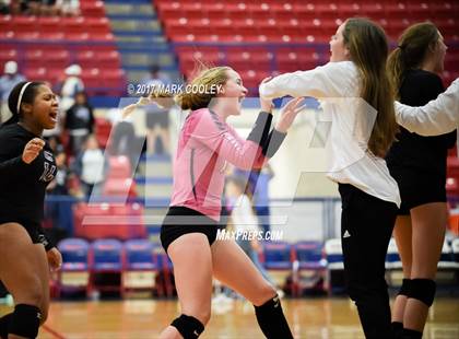 Thumbnail 1 in College Station vs. Corsicana photogallery.