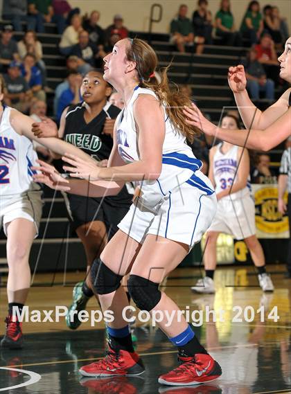 Thumbnail 1 in Weed vs. Durham (CIF NS D5 Final) photogallery.