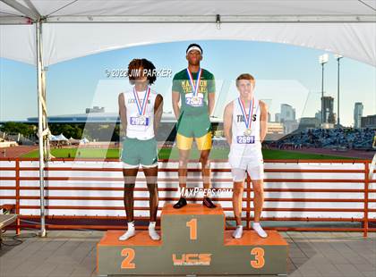Thumbnail 3 in UIL 3A State Championship photogallery.