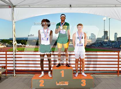 Thumbnail 2 in UIL 3A State Championship photogallery.