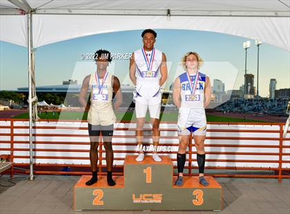 Thumbnail 1 in UIL 3A State Championship photogallery.