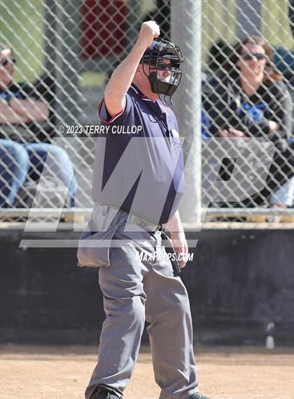 Thumbnail 1 in North Sevier vs. Beaver (UHSAA 2A Round 3) photogallery.