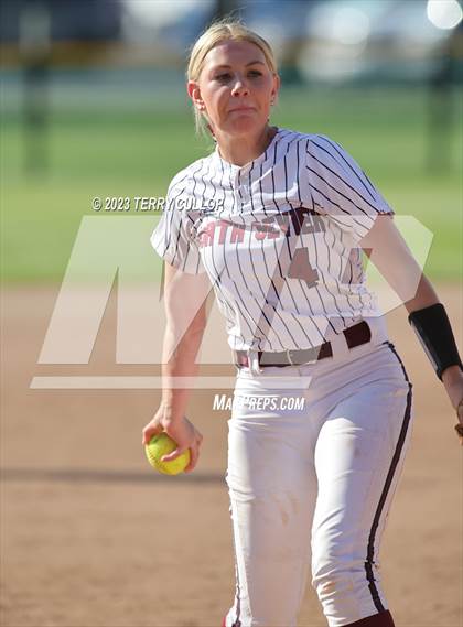 Thumbnail 1 in North Sevier vs. Beaver (UHSAA 2A Round 3) photogallery.