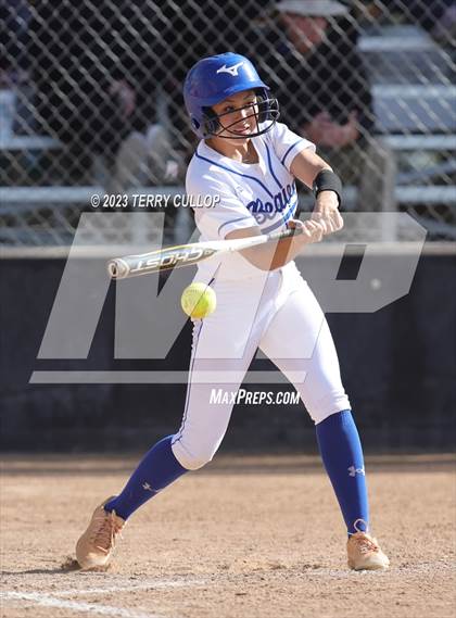 Thumbnail 1 in North Sevier vs. Beaver (UHSAA 2A Round 3) photogallery.
