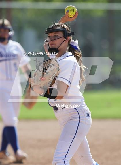 Thumbnail 3 in North Sevier vs. Beaver (UHSAA 2A Round 3) photogallery.
