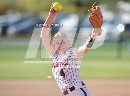 Thumbnail 3 in North Sevier vs. Beaver (UHSAA 2A Round 3) photogallery.