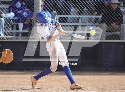 Thumbnail 1 in North Sevier vs. Beaver (UHSAA 2A Round 3) photogallery.