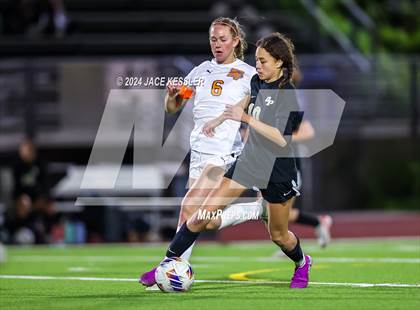 Thumbnail 2 in Apple Valley @ Oak Park (CIF SoCal Regionals Div-III Semifinal) photogallery.