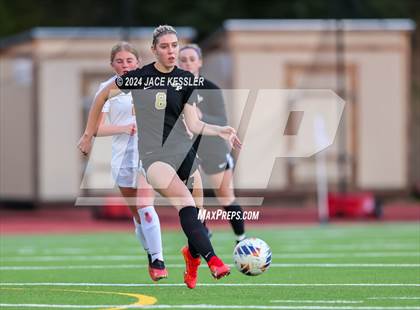 Thumbnail 2 in Apple Valley @ Oak Park (CIF SoCal Regionals Div-III Semifinal) photogallery.