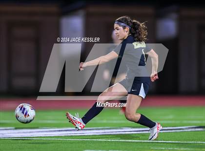 Thumbnail 3 in Apple Valley @ Oak Park (CIF SoCal Regionals Div-III Semifinal) photogallery.