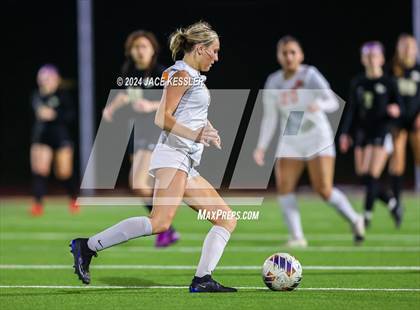 Thumbnail 3 in Apple Valley @ Oak Park (CIF SoCal Regionals Div-III Semifinal) photogallery.