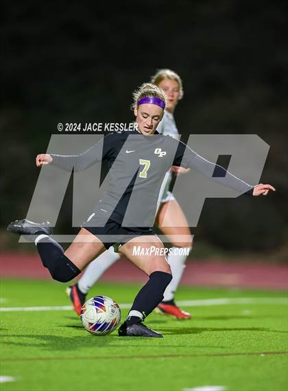 Thumbnail 1 in Apple Valley @ Oak Park (CIF SoCal Regionals Div-III Semifinal) photogallery.