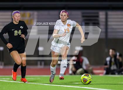 Thumbnail 2 in Apple Valley @ Oak Park (CIF SoCal Regionals Div-III Semifinal) photogallery.