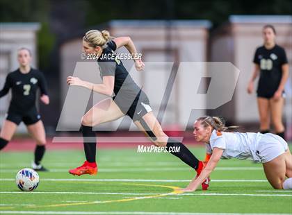 Thumbnail 2 in Apple Valley @ Oak Park (CIF SoCal Regionals Div-III Semifinal) photogallery.