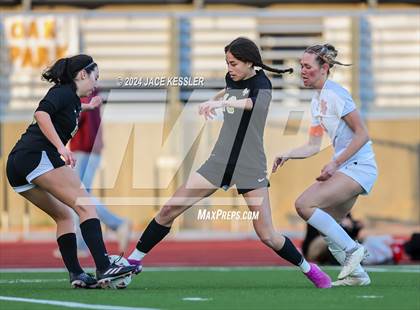 Thumbnail 2 in Apple Valley @ Oak Park (CIF SoCal Regionals Div-III Semifinal) photogallery.