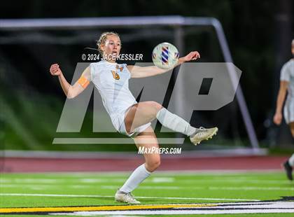 Thumbnail 3 in Apple Valley @ Oak Park (CIF SoCal Regionals Div-III Semifinal) photogallery.