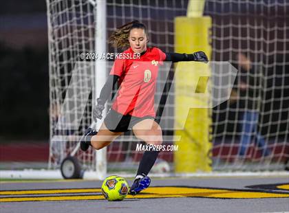 Thumbnail 3 in Apple Valley @ Oak Park (CIF SoCal Regionals Div-III Semifinal) photogallery.